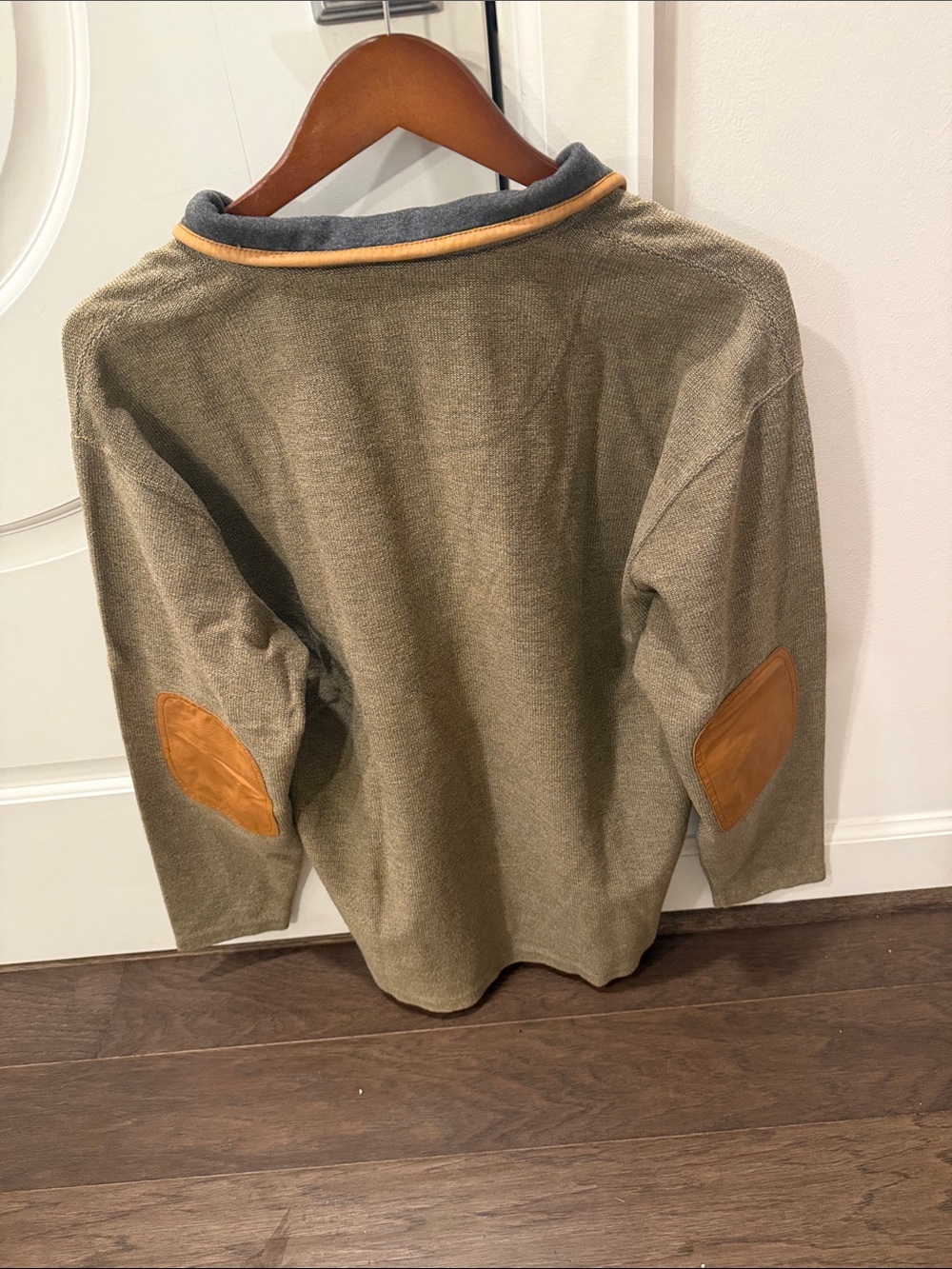 Orvis Olive Green Zip-Up Sweater with Charcoal Collar and Tan Trim - Picture 4 of 5